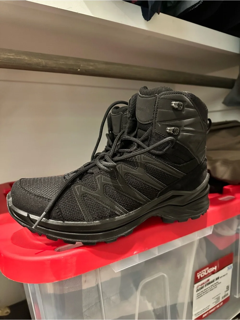 Lowa Innox GTX men’s size 10